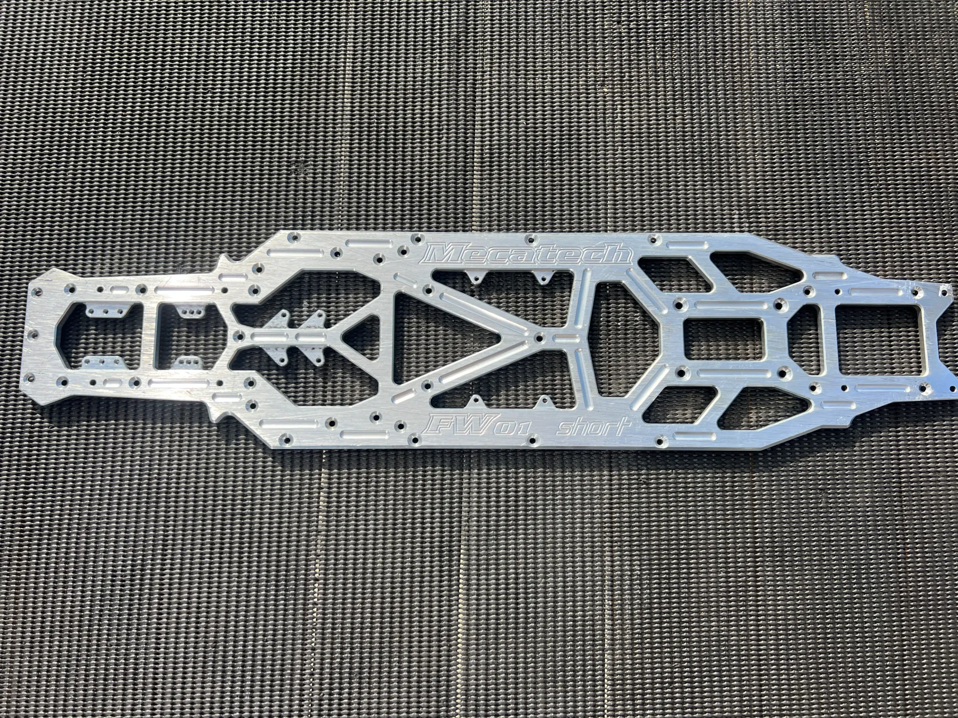 FW01 Topgun Chassis nr2 - 2027